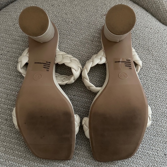 A New Day ~ Basil Heels 8.5 - Picture 3 of 4